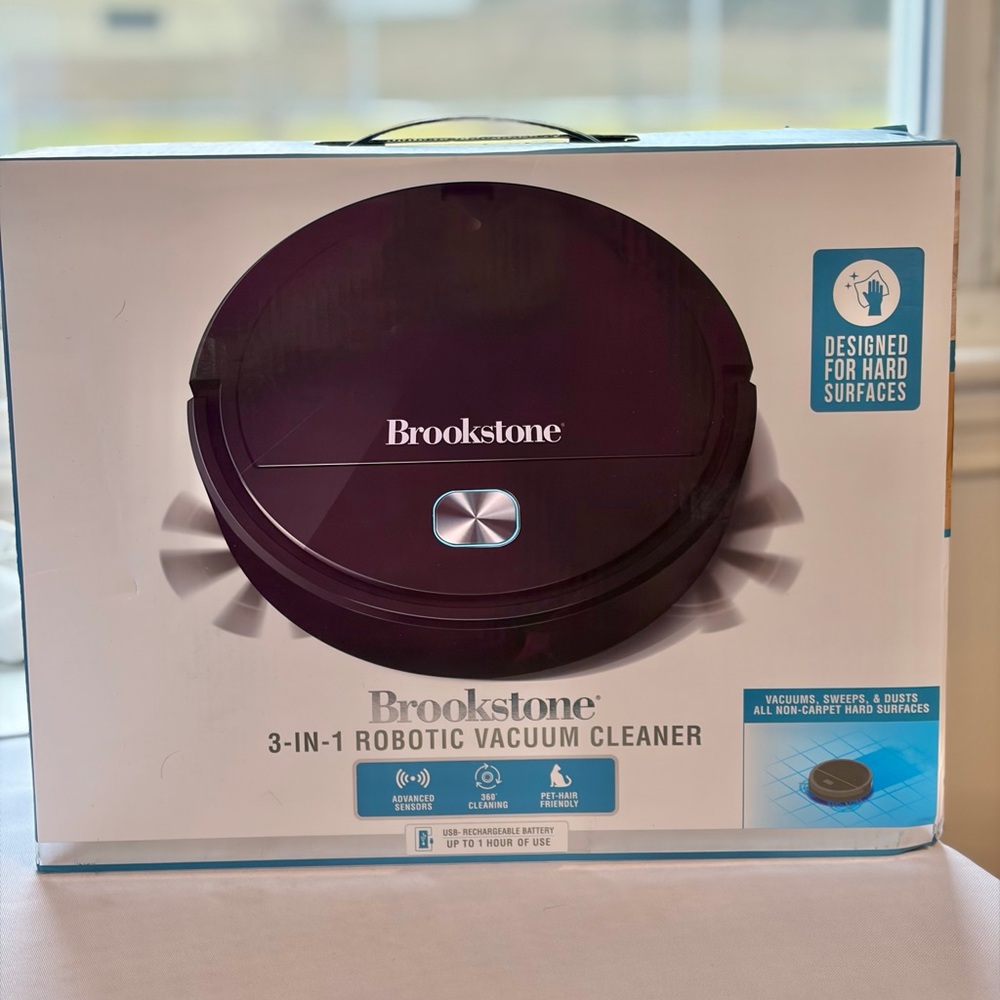 Brookstone 3 In 1 Robotic Vacuum Cleaner Black NWT MSRP $129